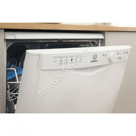 Посудомоечная машина Indesit DFG 15B1 A EU