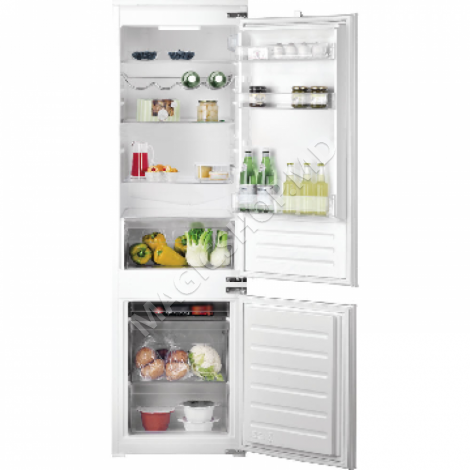Холодильник Ariston BCB 7525 E C AA белый