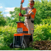 Tocătorul electric de frunze și crengi Black&Decker BEGAS5800