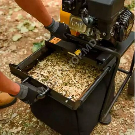 Tocator de crengi MS-50, motor benzină 7CP